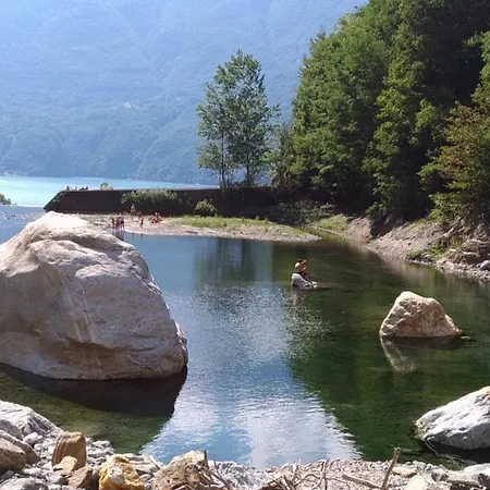 Ampio Tra & Monti Appartement Verceia